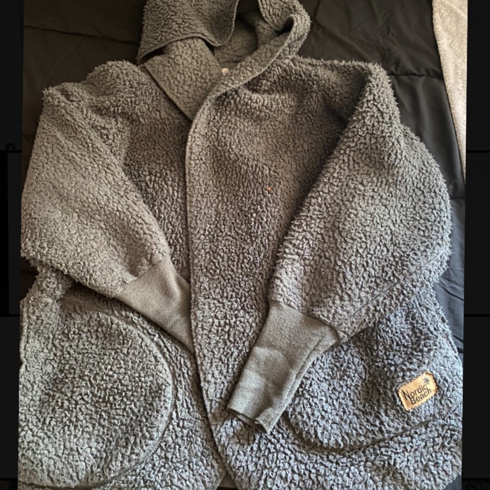 Nordic beach sweater